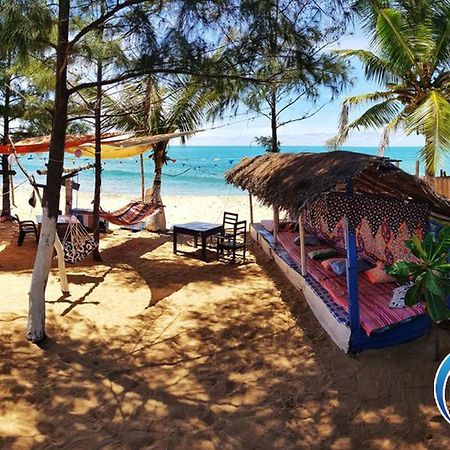 Beach Wave Hotel Arugam Bay Esterno foto