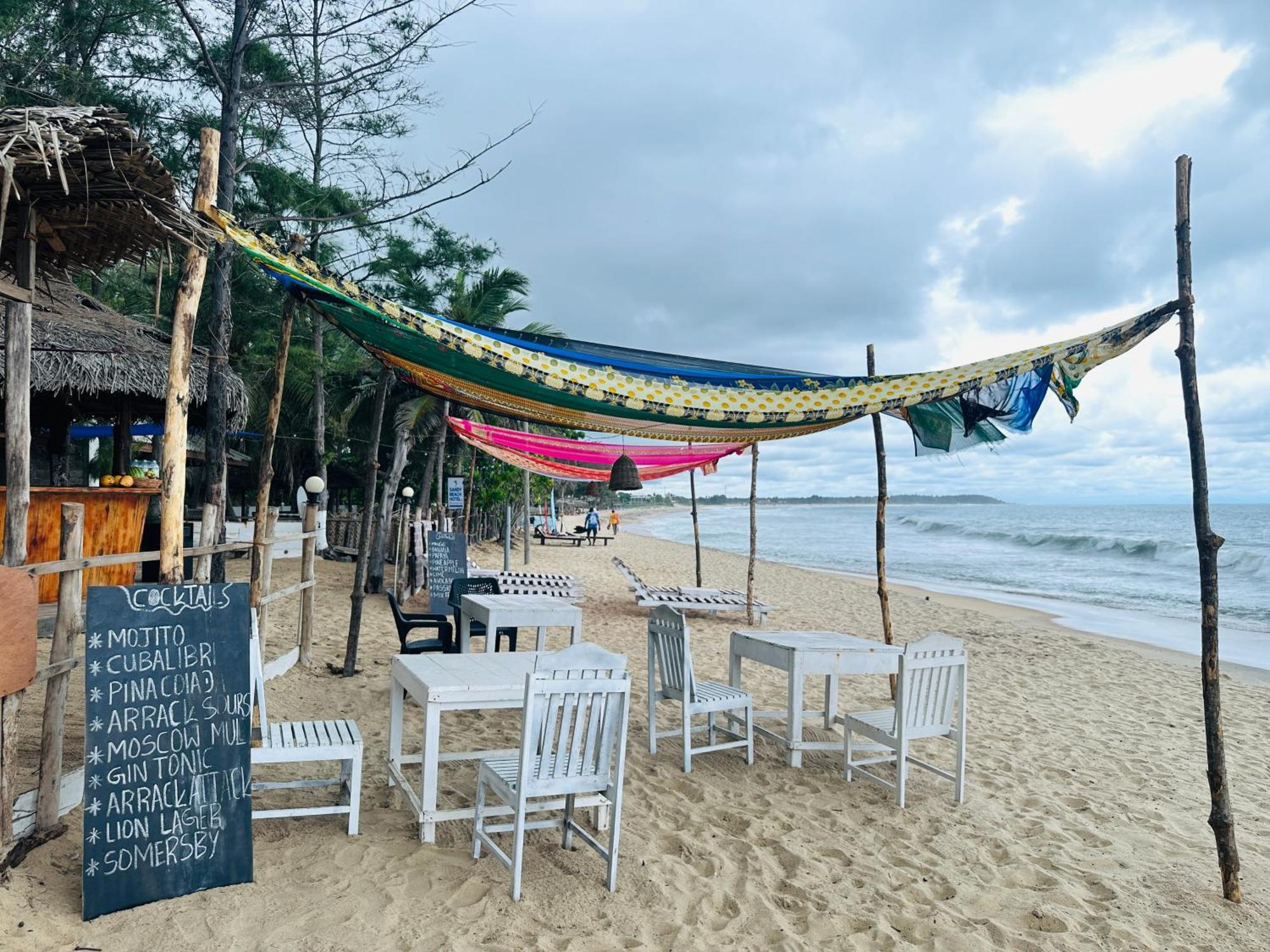 Beach Wave Hotel Arugam Bay Esterno foto