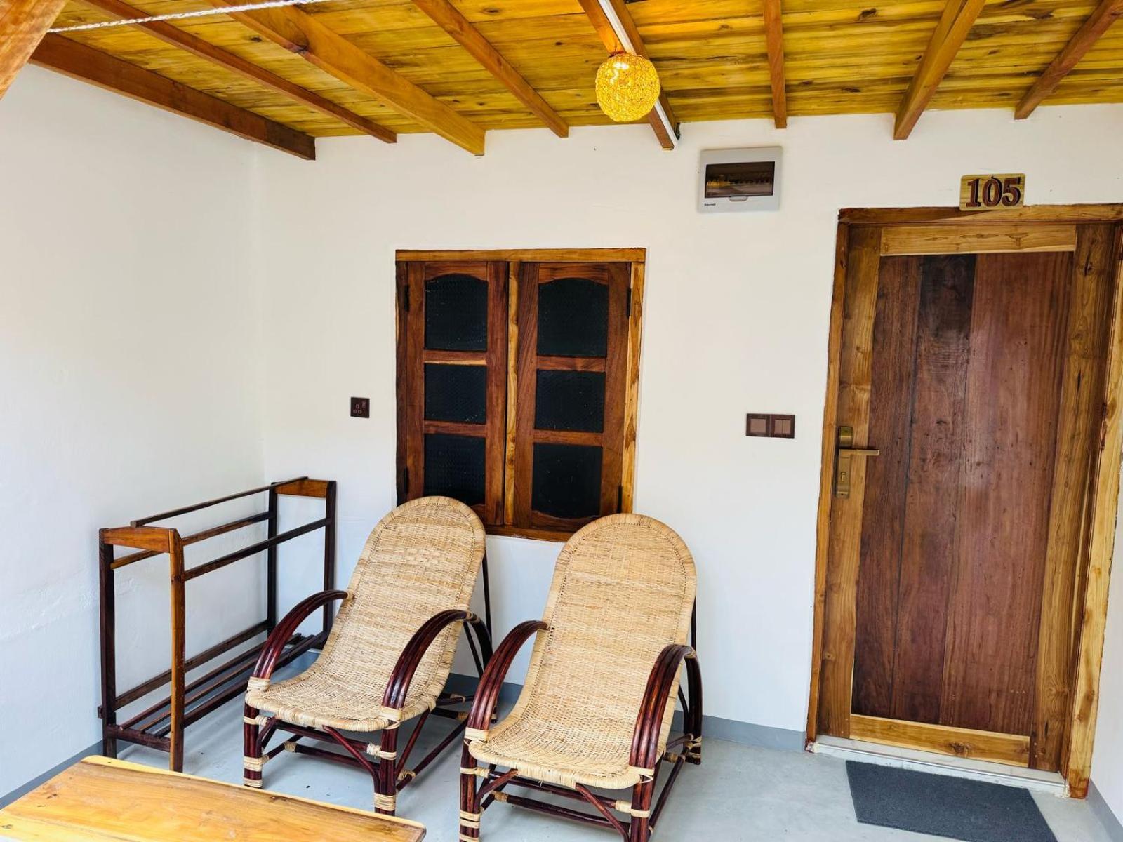 Beach Wave Hotel Arugam Bay Esterno foto