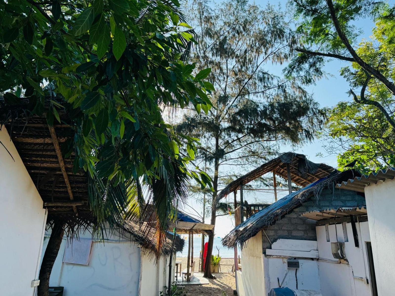 Beach Wave Hotel Arugam Bay Esterno foto