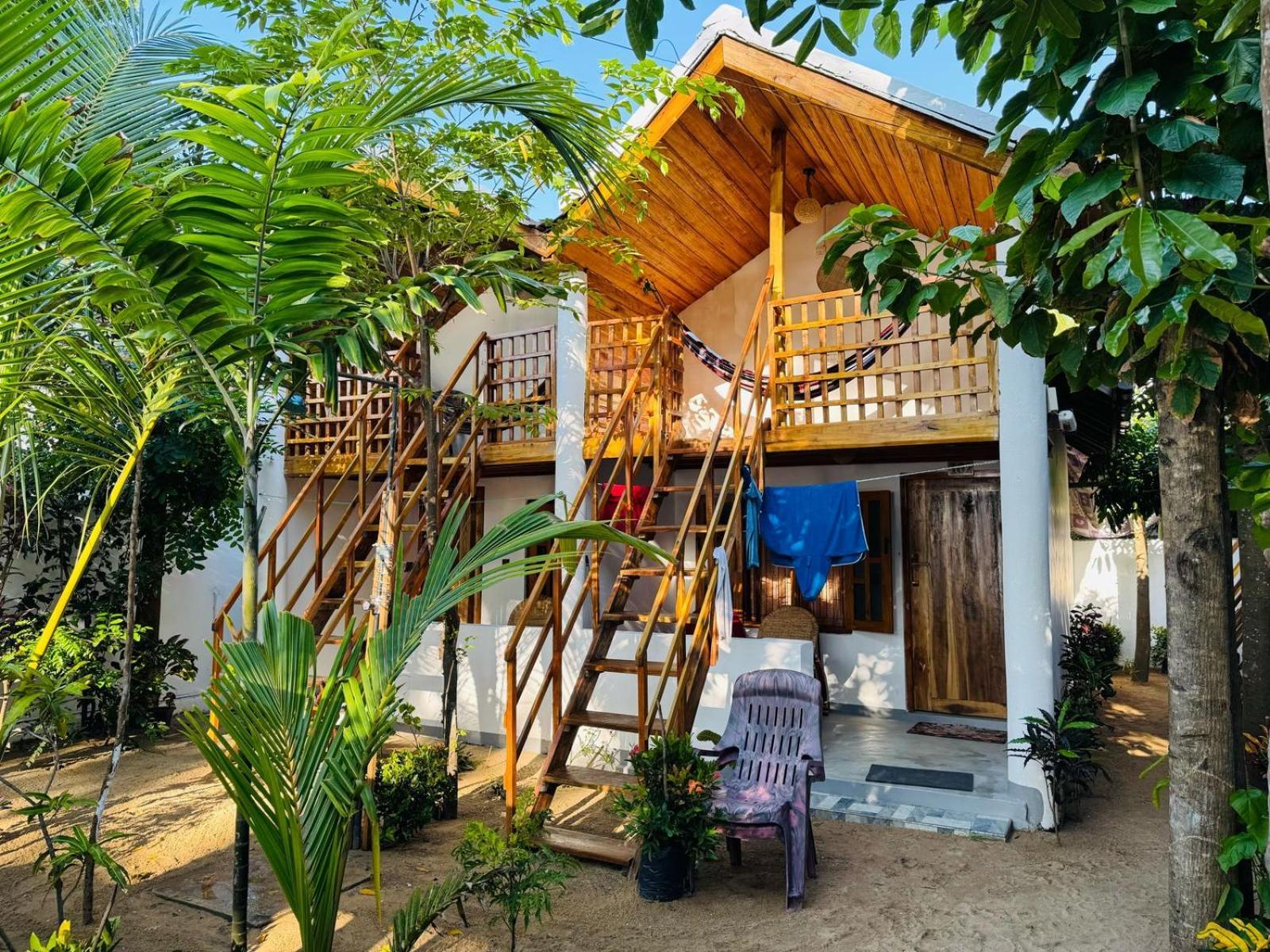 Beach Wave Hotel Arugam Bay Esterno foto