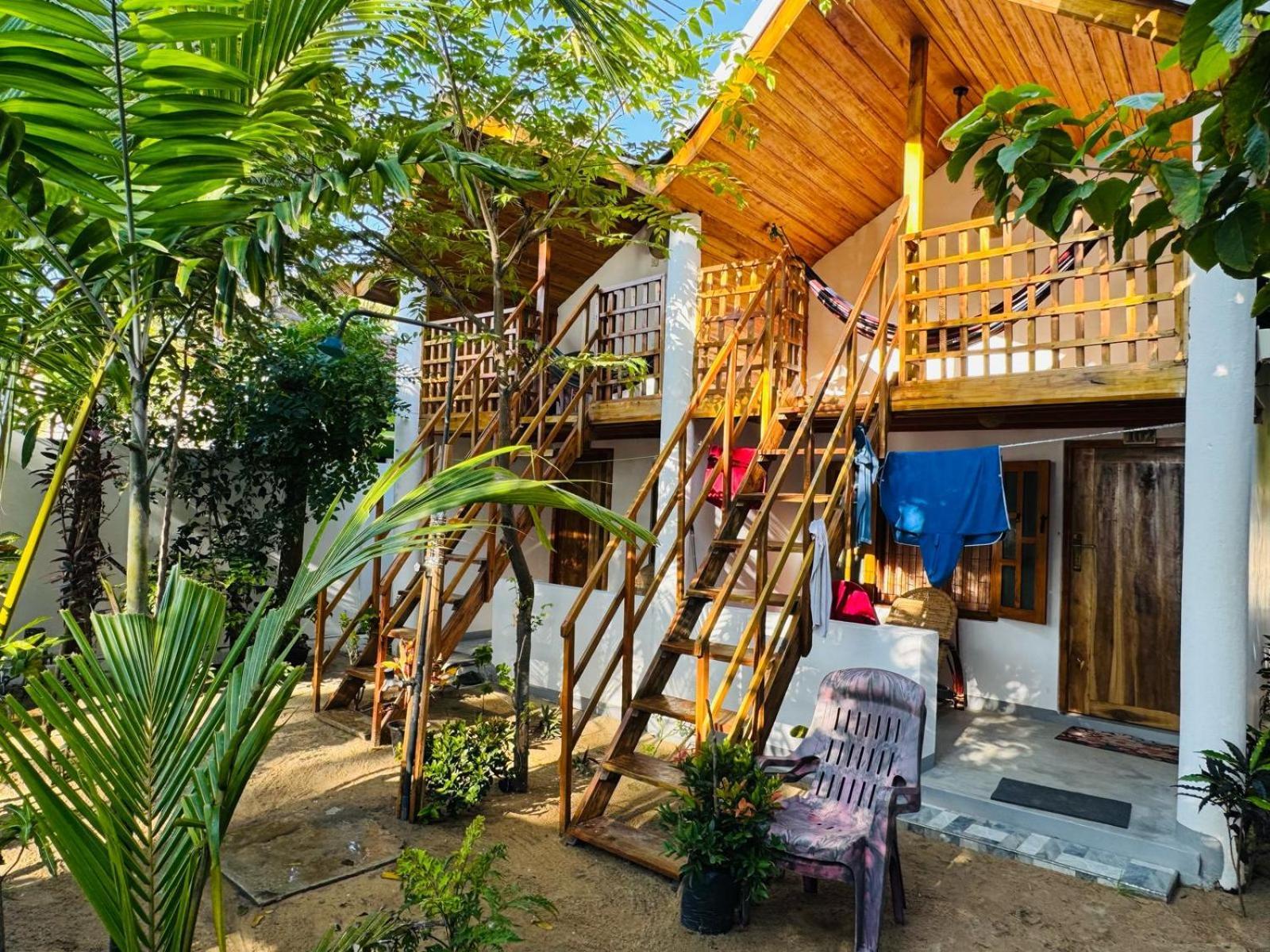 Beach Wave Hotel Arugam Bay Esterno foto